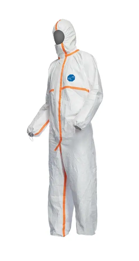 Fato de proteção química Tyvek® 800 J (CE CAT III Tipo 3), para riscos químicos limitados e partículas, disponível em tamanhos S-XXXL e vendido individualmente ou em caixas de 80 unidades.