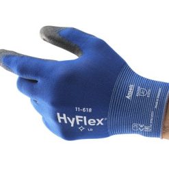 A HyFlex® 11-618 é uma luva extremamente fina e leve, que se ajusta à mão como uma segunda pele. Oferece conforto, sensibilidade e precisão excecionais para o manuseamento de peças delicadas. Apesar da leveza, mantém uma boa resistência mecânica para aplicações ligeiras em ambientes secos ou ligeiramente oleosos.